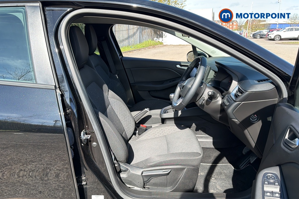 Renault Clio Iconic Edition Manual Petrol Hatchback - Stock Number (1633516) - 22nd supplementary image