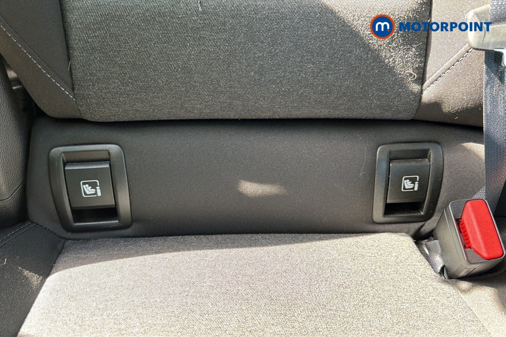 Renault Clio Iconic Edition Manual Petrol Hatchback - Stock Number (1633516) - 27th supplementary image