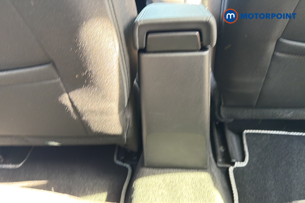 Renault Clio Iconic Edition Manual Petrol Hatchback - Stock Number (1633516) - 28th supplementary image