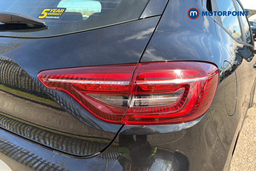 Renault Clio Iconic Edition Manual Petrol Hatchback - Stock Number (1633516) - 36th supplementary image