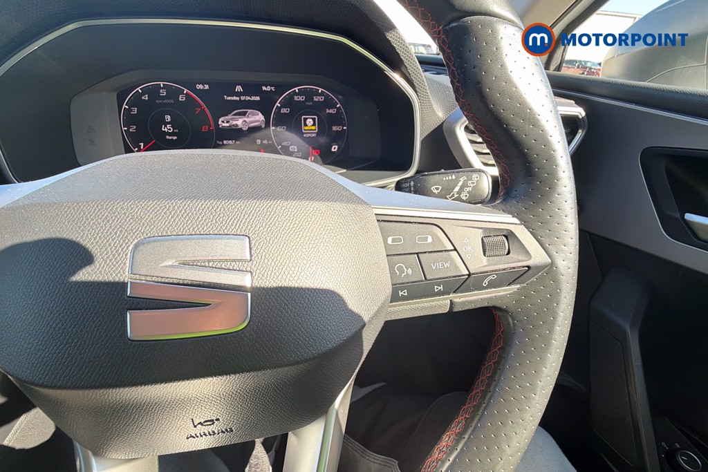 Seat Leon FR Manual Petrol Hatchback - Stock Number (1614575) - 4th supplementary image