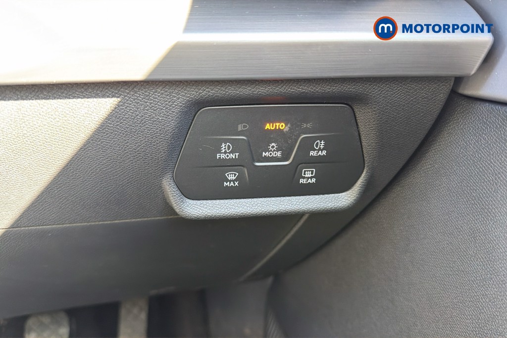 Seat Leon FR Manual Petrol Hatchback - Stock Number (1614575) - 18th supplementary image