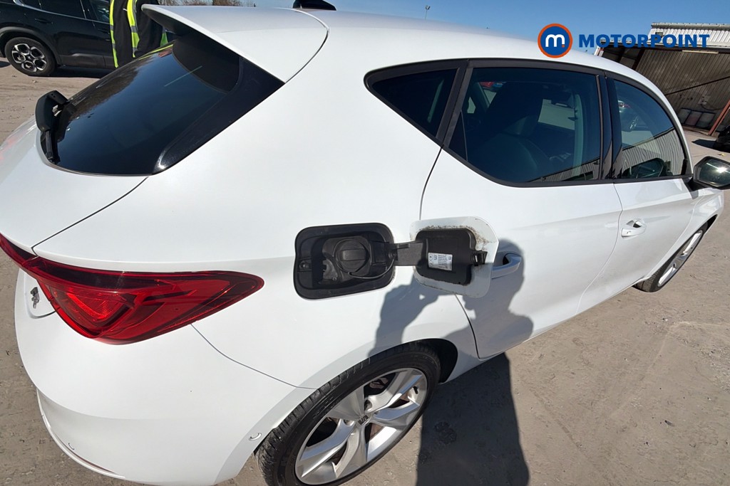 Seat Leon FR Manual Petrol Hatchback - Stock Number (1614575) - 41st supplementary image