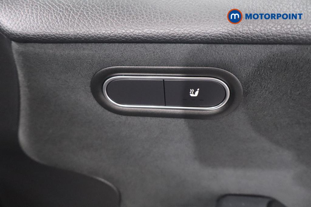 Mercedes-Benz A Class Amg Line Manual Petrol Hatchback - Stock Number (1615748) - 9th supplementary image