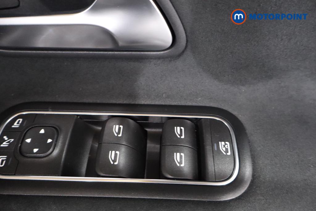 Mercedes-Benz A Class Amg Line Manual Petrol Hatchback - Stock Number (1615748) - 11th supplementary image