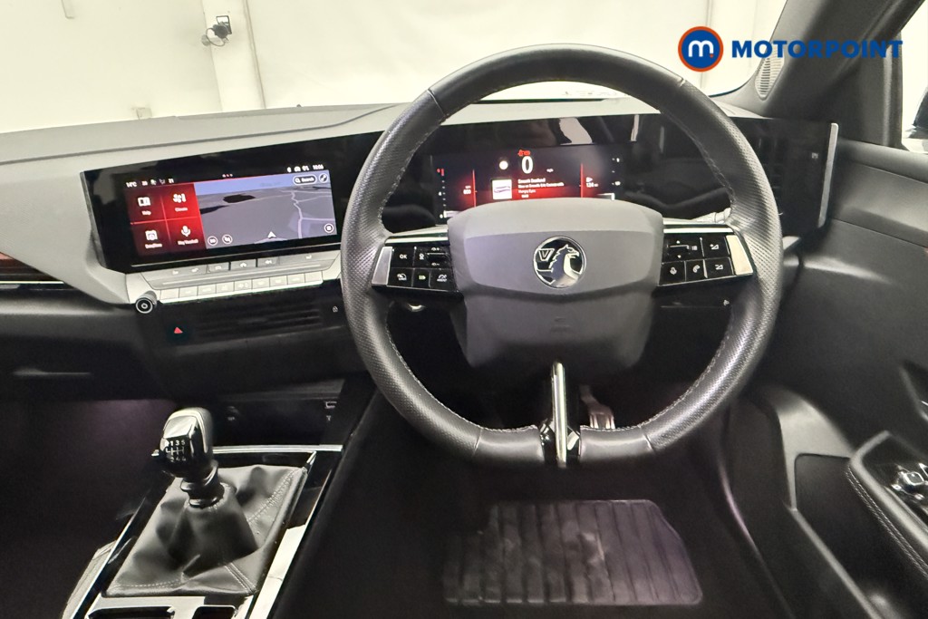 Vauxhall Astra Gs Line Manual Petrol Hatchback - Stock Number (1615861) - 2nd supplementary image