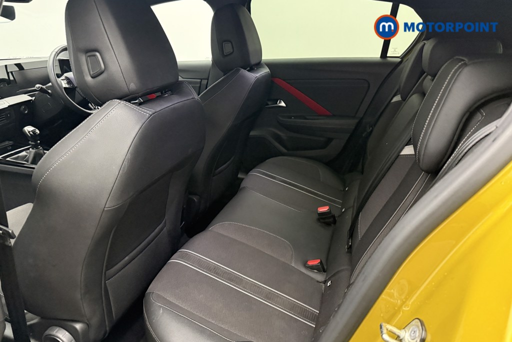 Vauxhall Astra Gs Line Manual Petrol Hatchback - Stock Number (1615861) - 4th supplementary image