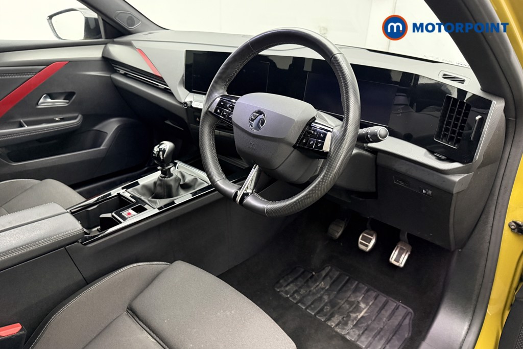 Vauxhall Astra Gs Line Manual Petrol Hatchback - Stock Number (1615861) - 6th supplementary image