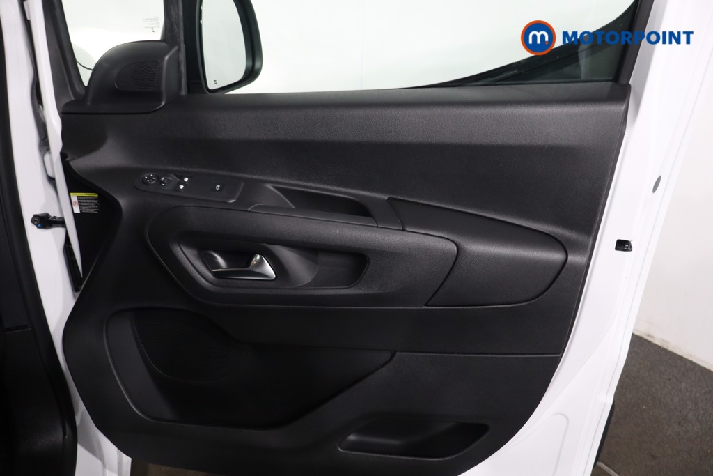 Peugeot Partner Professional Plus Manual Diesel Panel Van - Stock Number (1616554) - 22nd supplementary image