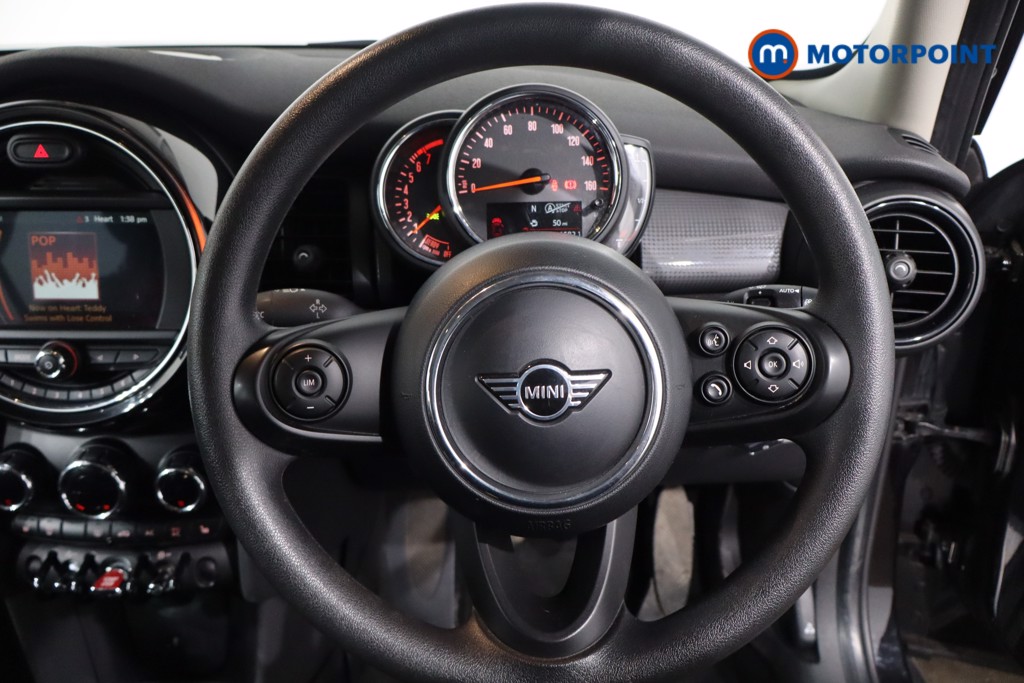 Mini Hatchback Cooper Classic Manual Petrol Hatchback - Stock Number (1617445) - 6th supplementary image