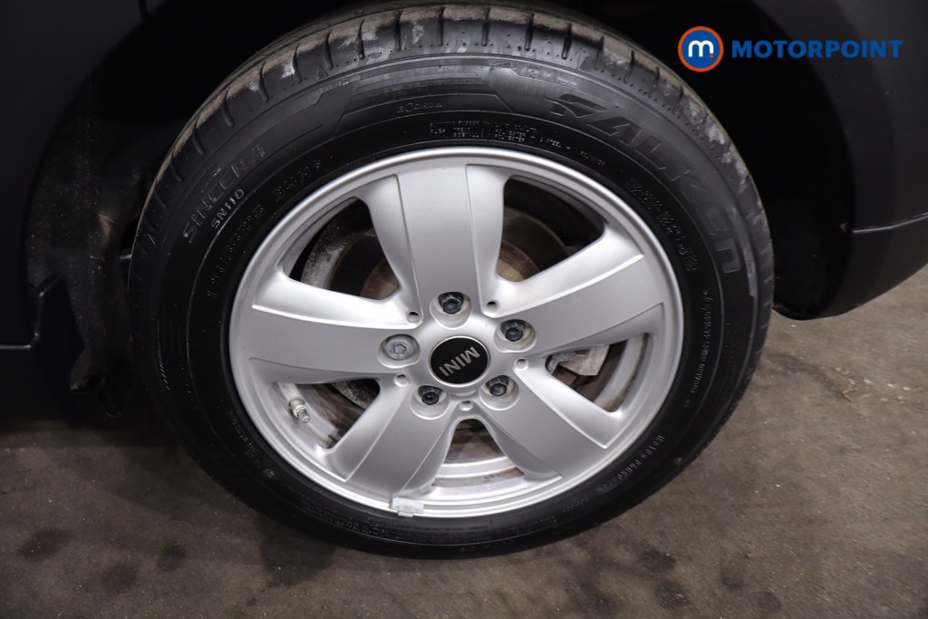 Mini Hatchback Cooper Classic Manual Petrol Hatchback - Stock Number (1617445) - 12th supplementary image