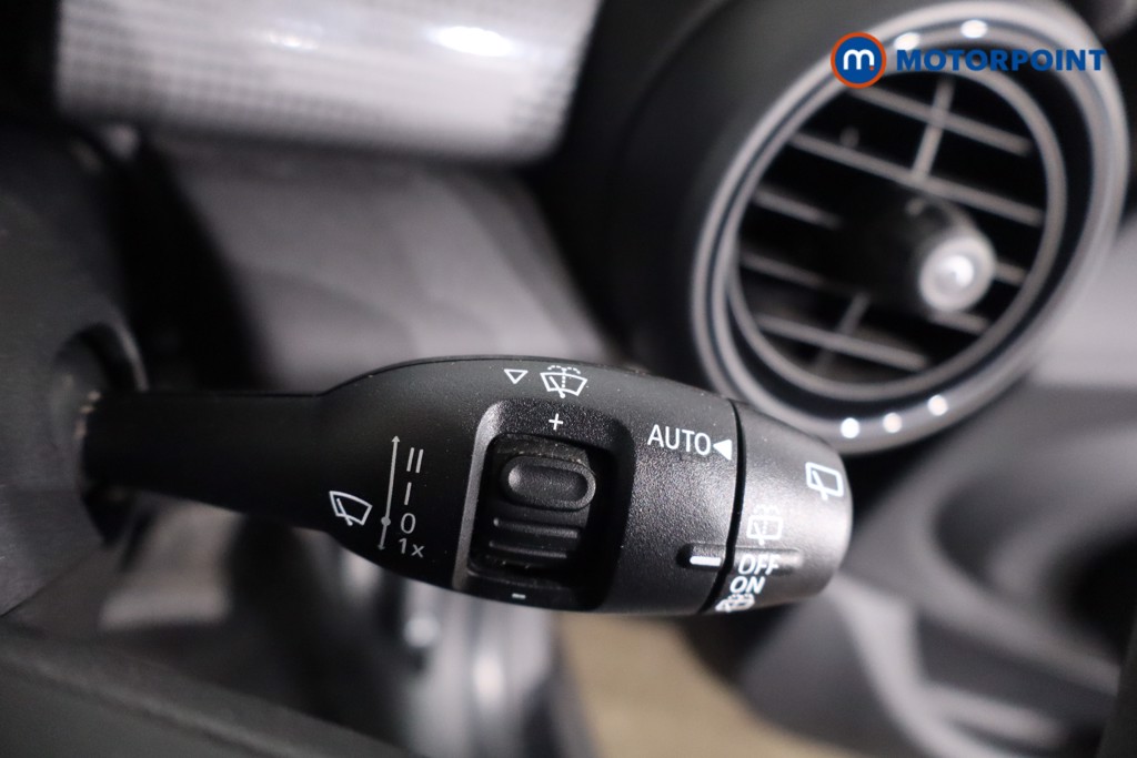 Mini Hatchback Cooper Classic Manual Petrol Hatchback - Stock Number (1617445) - 15th supplementary image