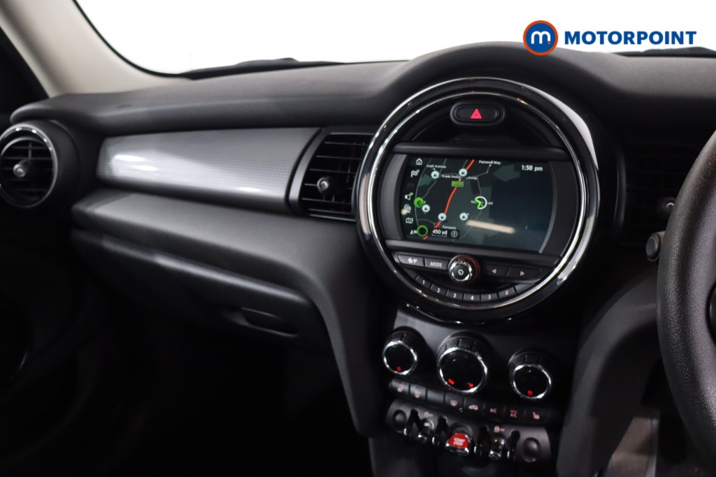 Mini Hatchback Cooper Classic Manual Petrol Hatchback - Stock Number (1617445) - 18th supplementary image