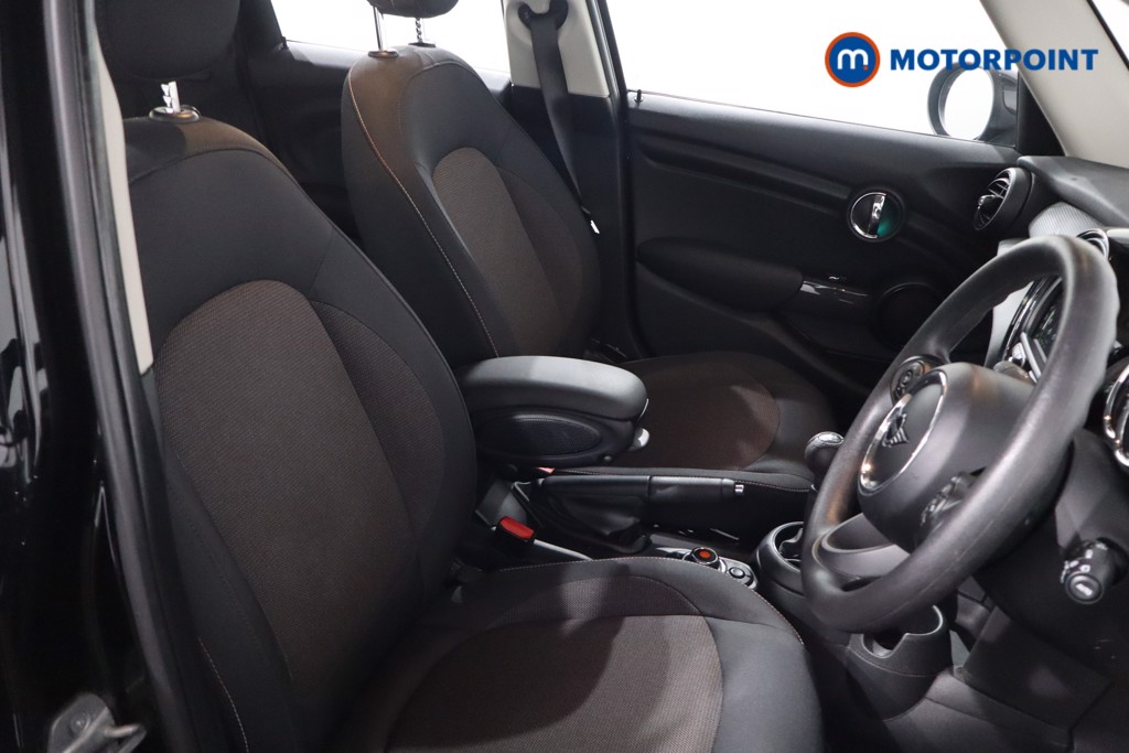 Mini Hatchback Cooper Classic Manual Petrol Hatchback - Stock Number (1617445) - 21st supplementary image