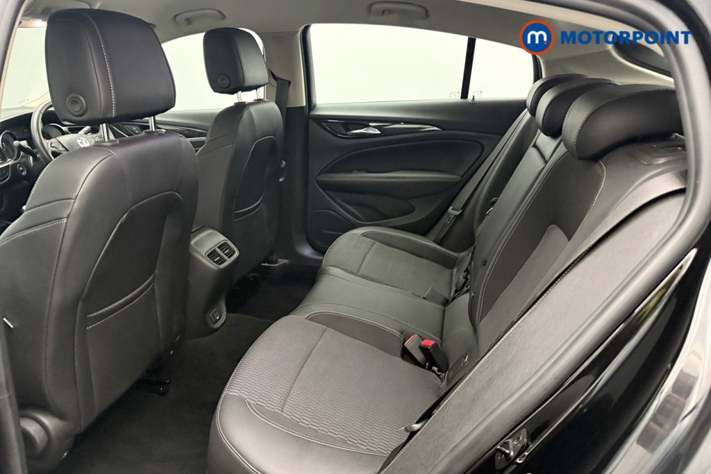 Vauxhall Insignia SRI Manual Petrol Hatchback - Stock Number (1618801) - 4th supplementary image