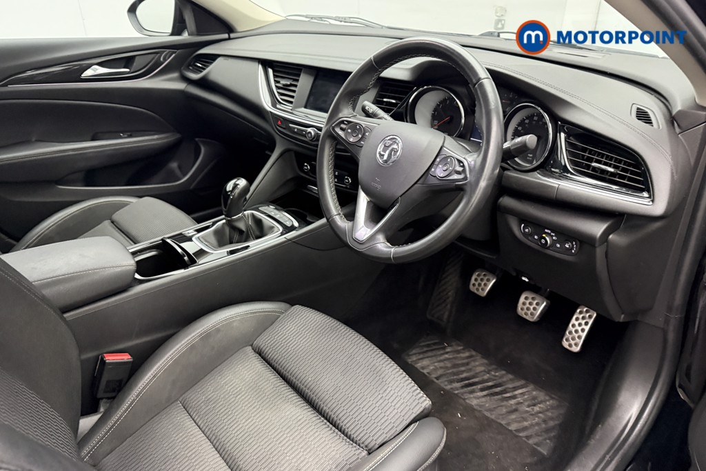 Vauxhall Insignia SRI Manual Petrol Hatchback - Stock Number (1618801) - 6th supplementary image