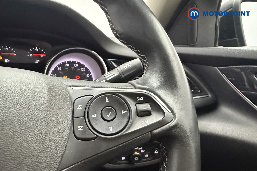 Vauxhall Insignia SRI Manual Petrol Hatchback - Stock Number (1618801) - 8th supplementary image