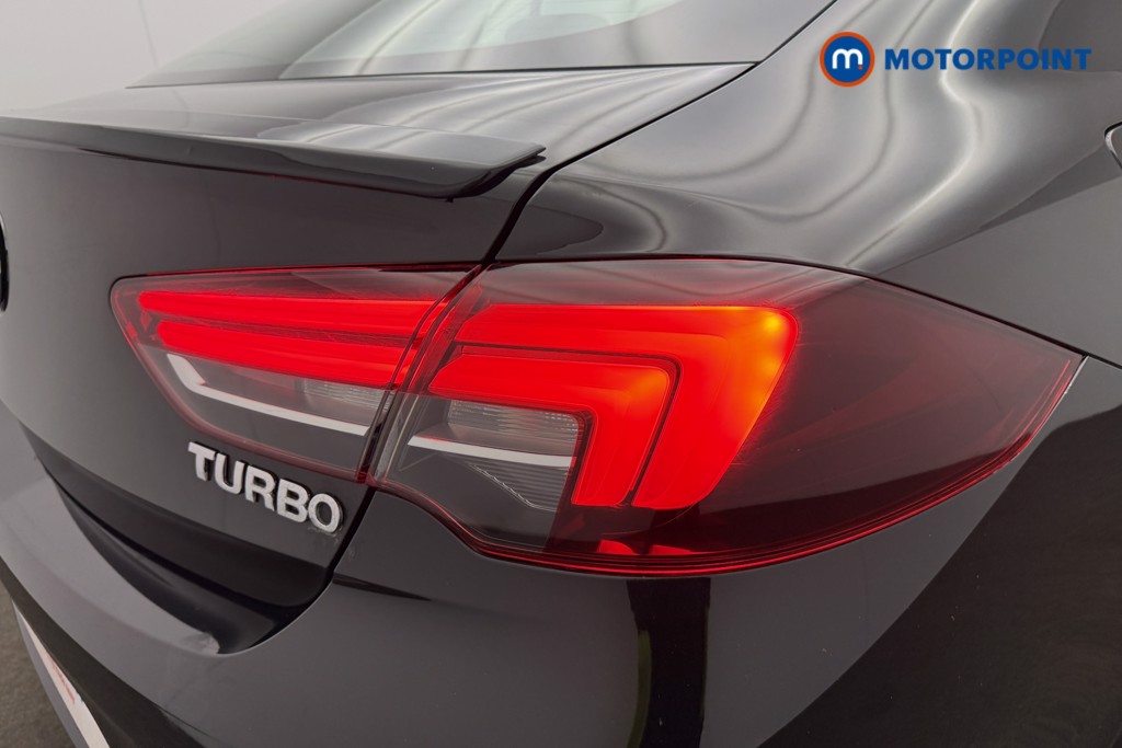 Vauxhall Insignia SRI Manual Petrol Hatchback - Stock Number (1618801) - 16th supplementary image