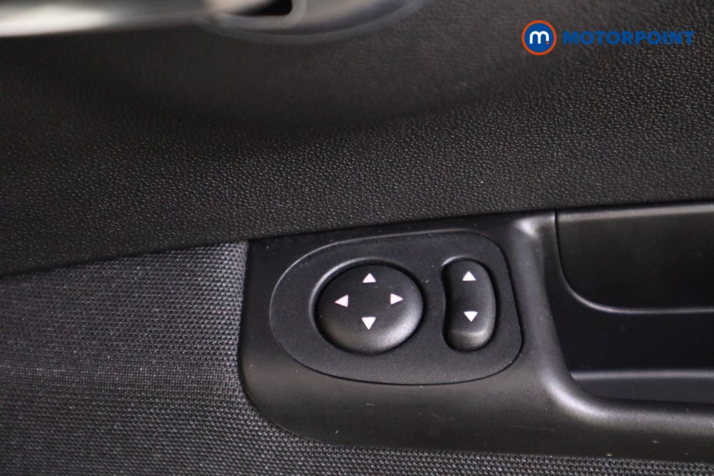 Abarth 595 1.4 T-Jet 145 3Dr Manual Petrol Hatchback - Stock Number (1621995) - 14th supplementary image