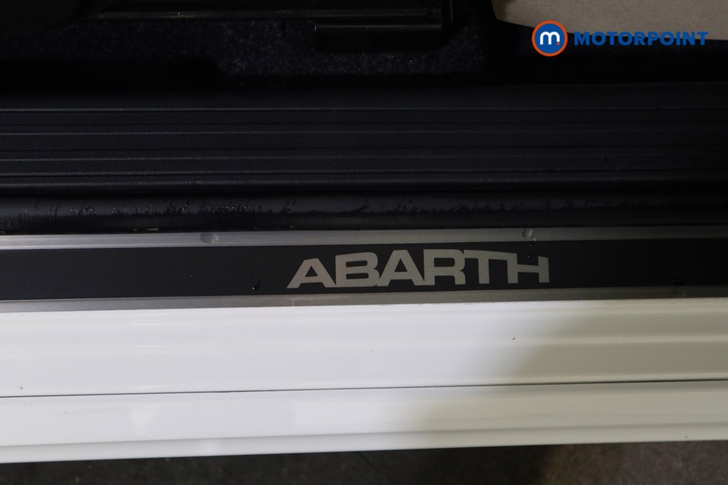 Abarth 595 1.4 T-Jet 145 3Dr Manual Petrol Hatchback - Stock Number (1621995) - 16th supplementary image