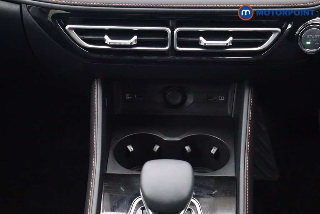 Mg Motor Uk HS SE Automatic Petrol-Electric Hybrid SUV - Stock Number (1623039) - 5th supplementary image