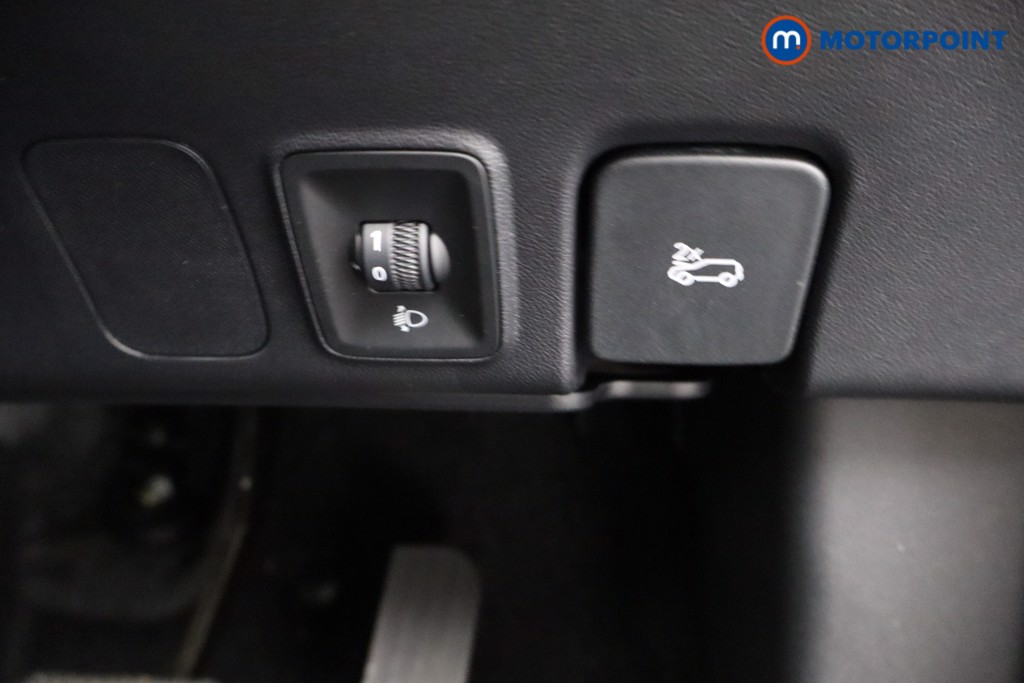 Mg Motor Uk HS SE Automatic Petrol-Electric Hybrid SUV - Stock Number (1623039) - 13th supplementary image