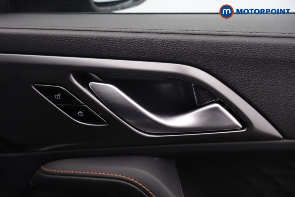 Mg Motor Uk HS SE Automatic Petrol-Electric Hybrid SUV - Stock Number (1623039) - 16th supplementary image