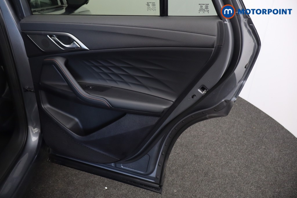 Mg Motor Uk HS SE Automatic Petrol-Electric Hybrid SUV - Stock Number (1623039) - 19th supplementary image