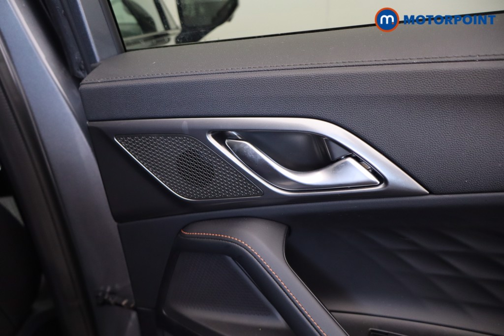 Mg Motor Uk HS SE Automatic Petrol-Electric Hybrid SUV - Stock Number (1623039) - 20th supplementary image