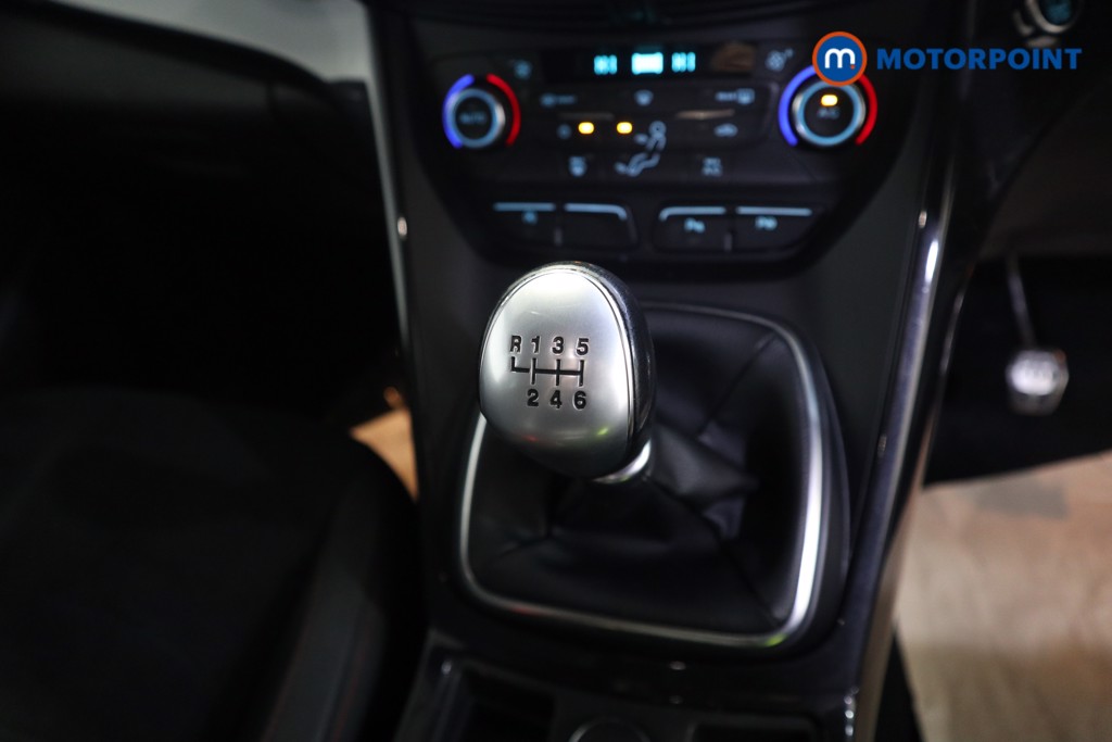 Ford Kuga St-Line Manual Petrol SUV - Stock Number (1623976) - 9th supplementary image