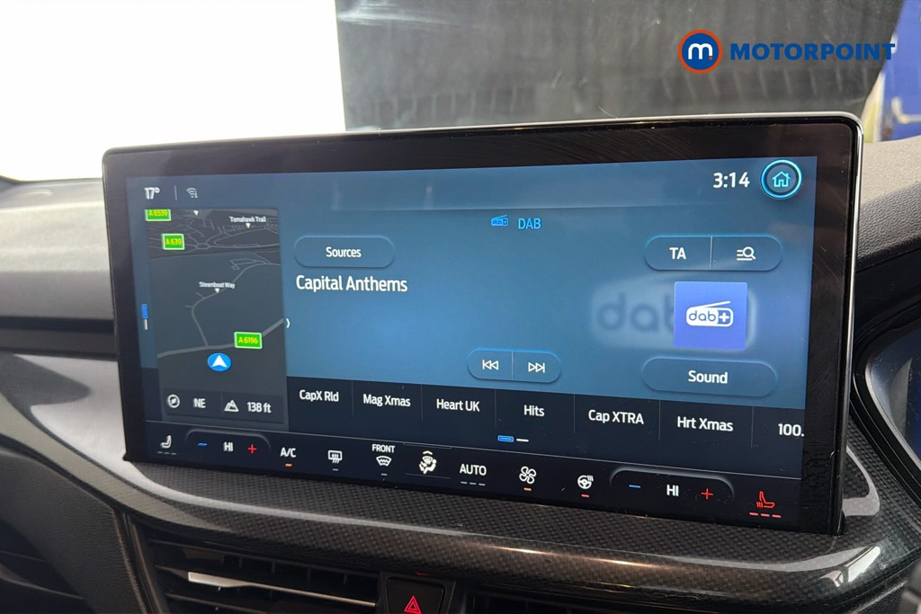 Ford Focus St-Line Vignale Automatic Diesel Hatchback - Stock Number (1624150) - 9th supplementary image