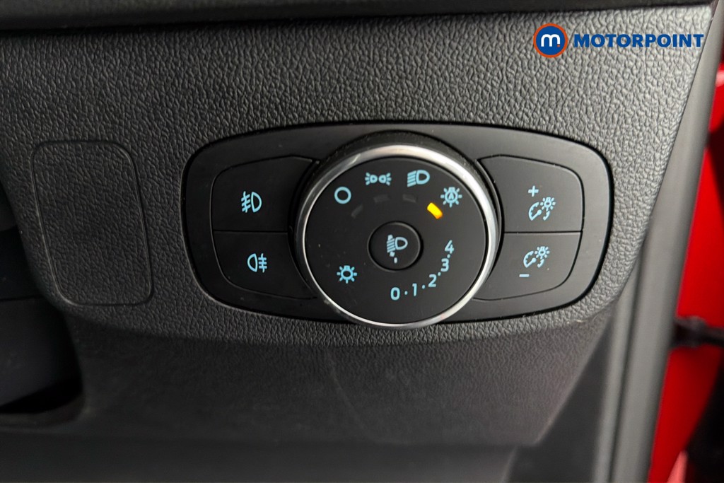 Ford Focus St-Line Vignale Automatic Diesel Hatchback - Stock Number (1624150) - 18th supplementary image