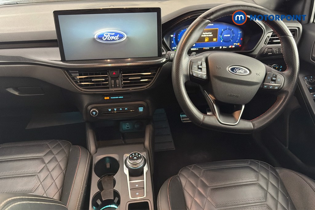 Ford Focus St-Line Vignale Automatic Diesel Hatchback - Stock Number (1624150) - 1st supplementary image
