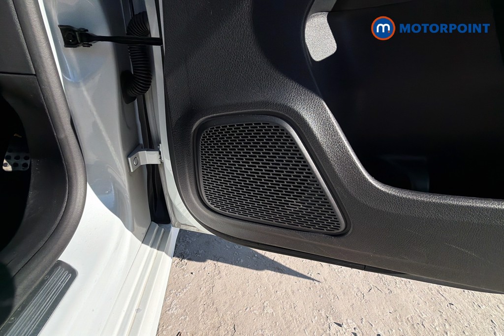 Mercedes-Benz A Class Amg Line Automatic Petrol Hatchback - Stock Number (1624219) - 21st supplementary image