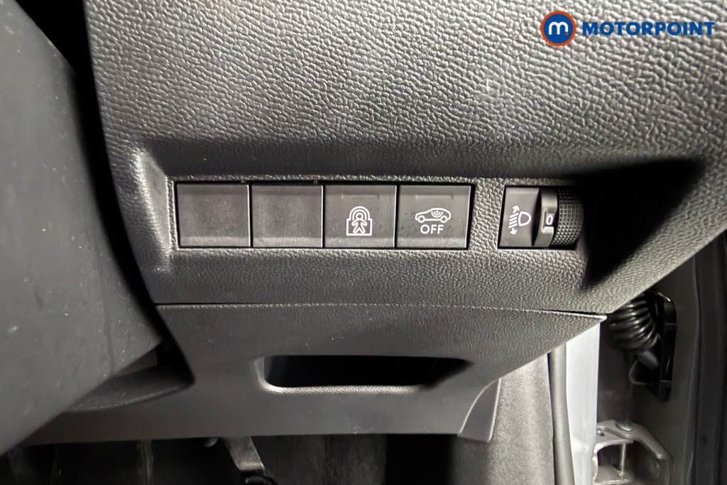 Peugeot 208 Allure Manual Petrol Hatchback - Stock Number (1624753) - 5th supplementary image