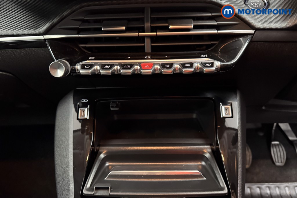 Peugeot 208 Allure Manual Petrol Hatchback - Stock Number (1624756) - 10th supplementary image