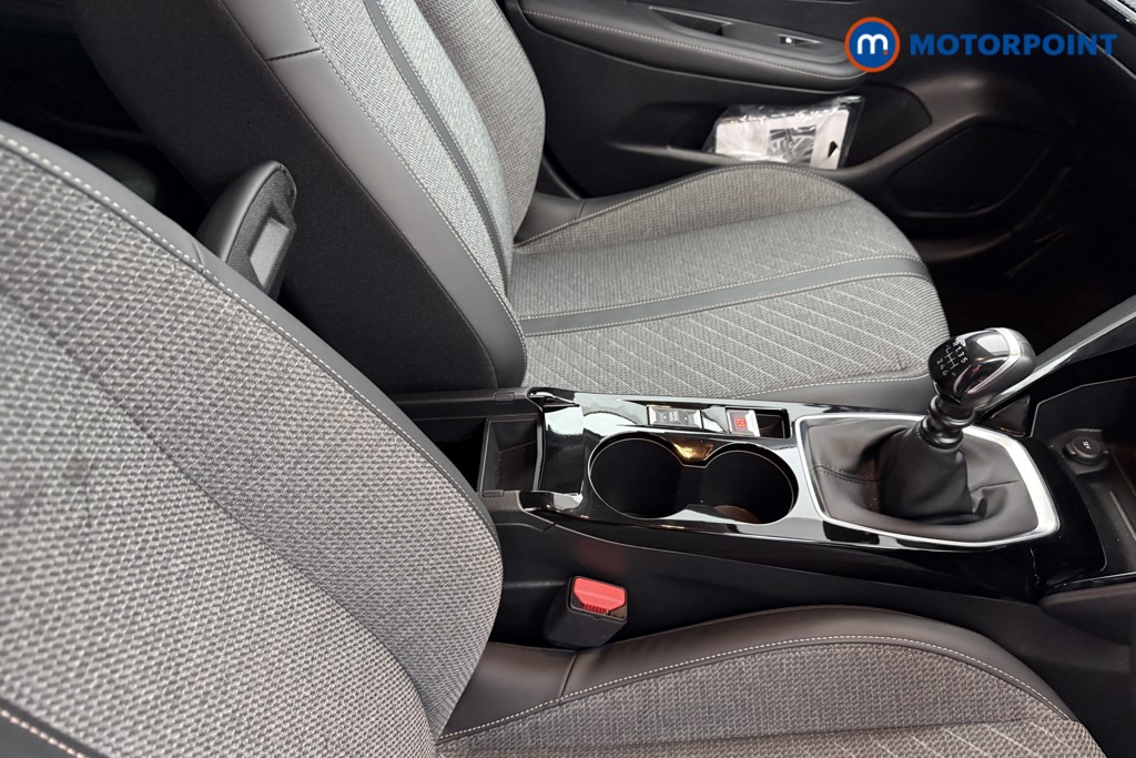 Peugeot 208 Allure Manual Petrol Hatchback - Stock Number (1624756) - 12th supplementary image