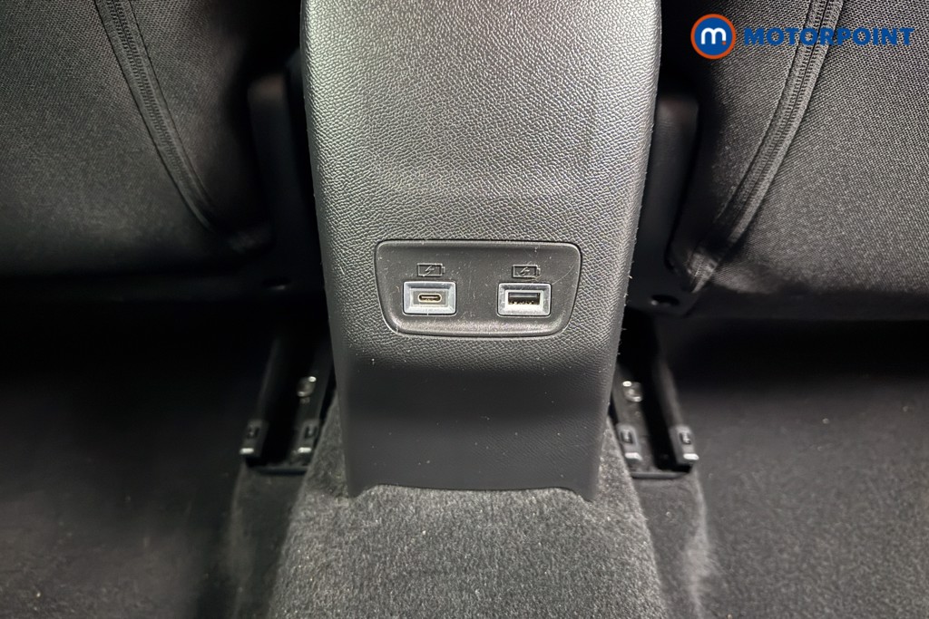 Peugeot 208 Allure Manual Petrol Hatchback - Stock Number (1624756) - 18th supplementary image