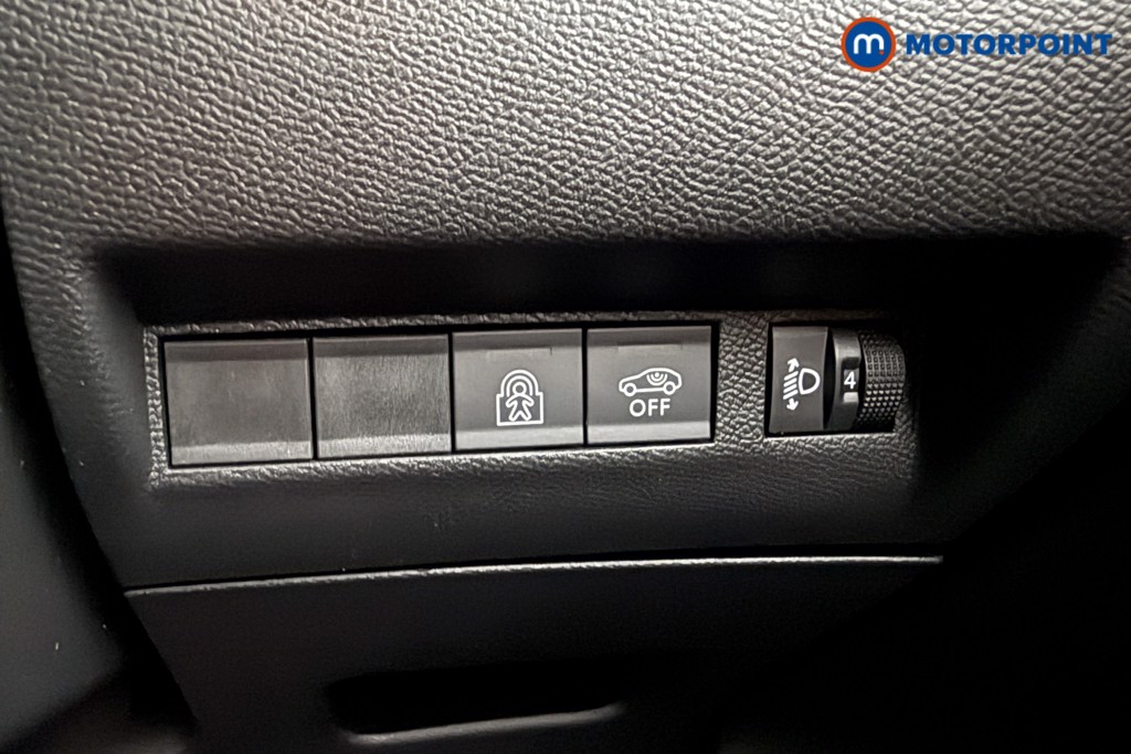 Peugeot 208 Allure Manual Petrol Hatchback - Stock Number (1624796) - 5th supplementary image