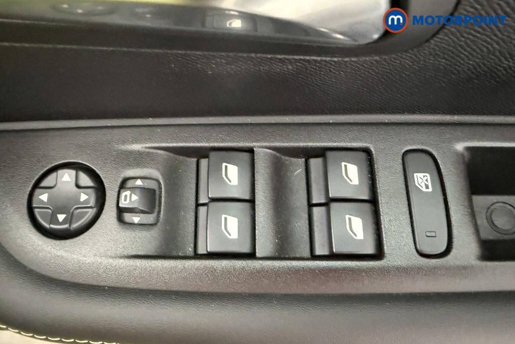 Peugeot 208 Allure Manual Petrol Hatchback - Stock Number (1624796) - 16th supplementary image