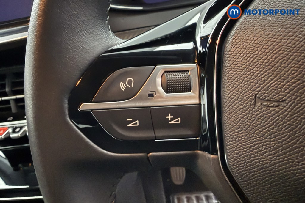 Peugeot 208 Allure Manual Petrol Hatchback - Stock Number (1624808) - 8th supplementary image