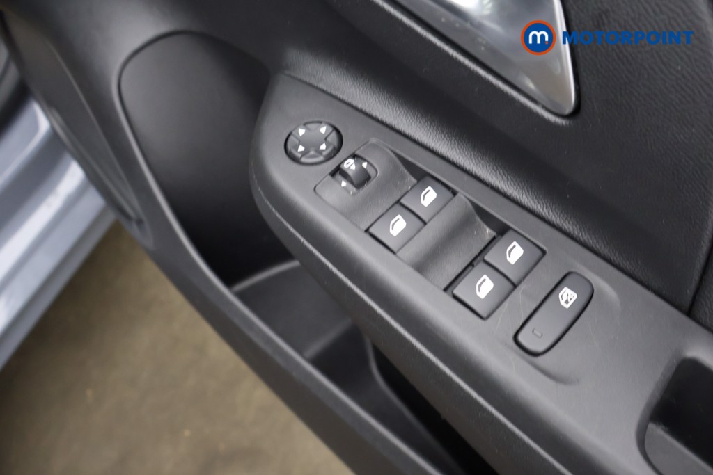 Vauxhall Corsa GS Manual Petrol Hatchback - Stock Number (1624906) - 16th supplementary image