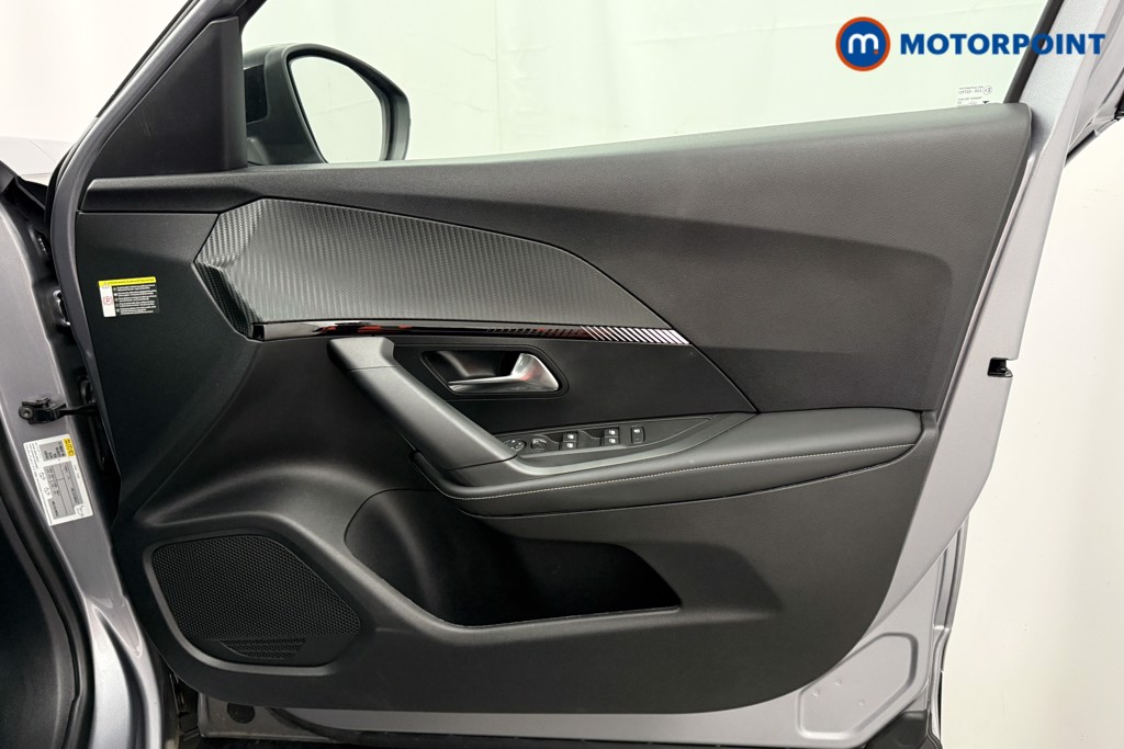 Peugeot 2008 Allure Manual Petrol SUV - Stock Number (1624957) - 15th supplementary image