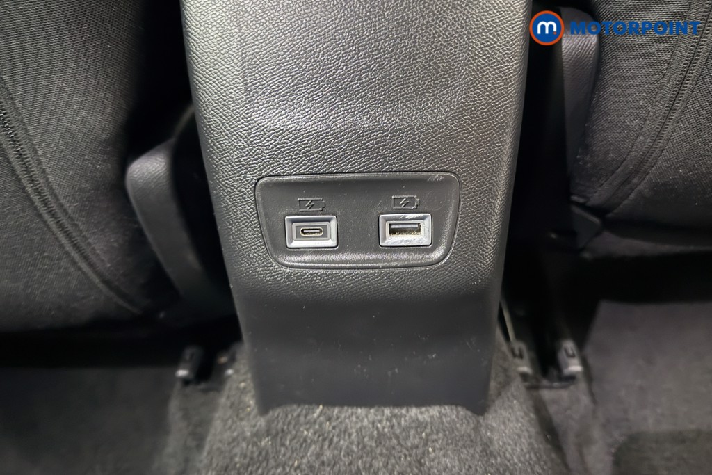 Peugeot 2008 Allure Manual Petrol SUV - Stock Number (1624957) - 18th supplementary image