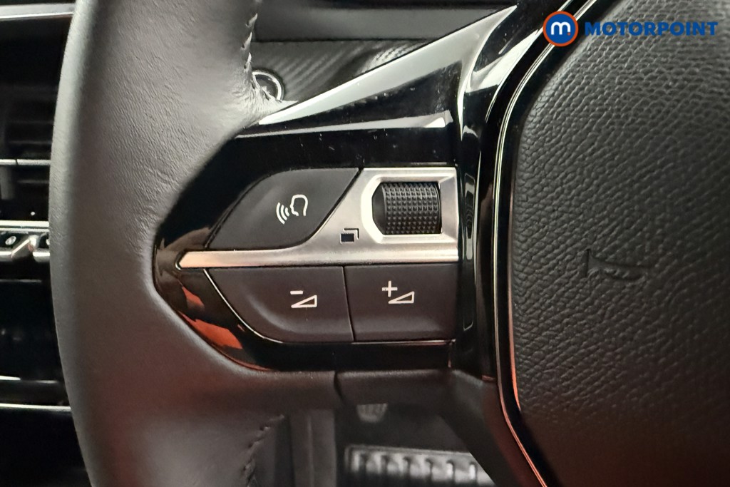 Peugeot 2008 Allure Manual Petrol SUV - Stock Number (1624976) - 3rd supplementary image