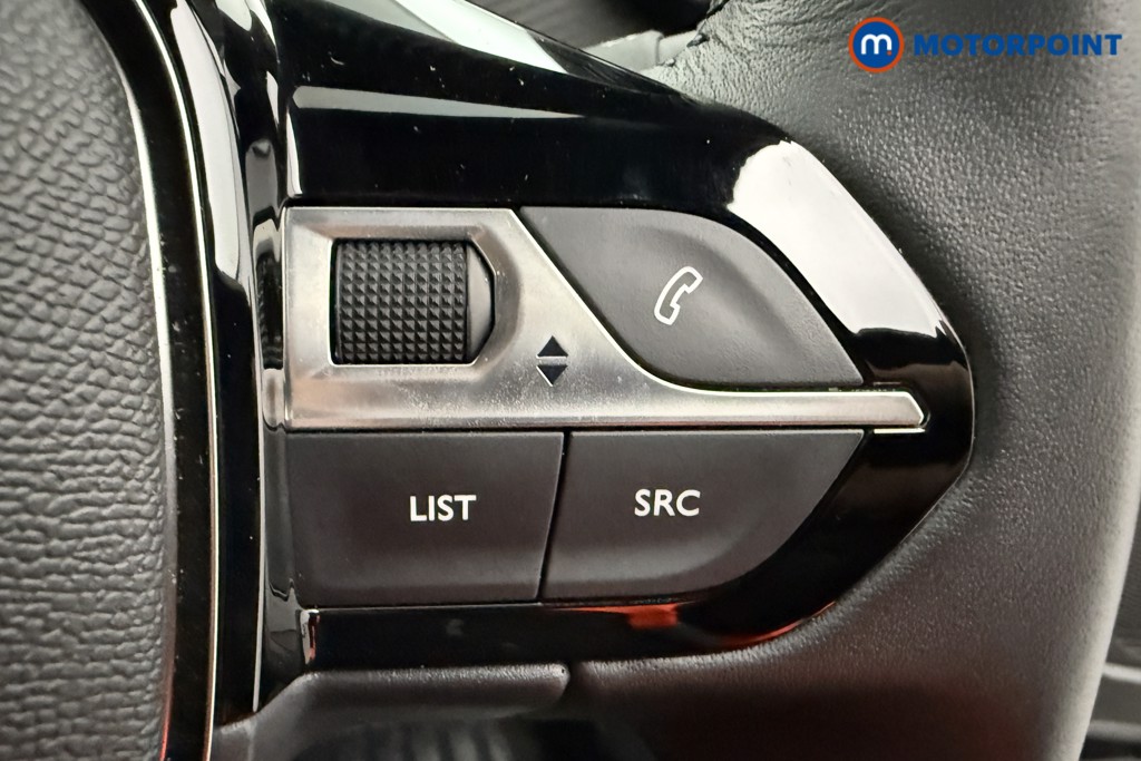 Peugeot 2008 Allure Manual Petrol SUV - Stock Number (1624976) - 4th supplementary image