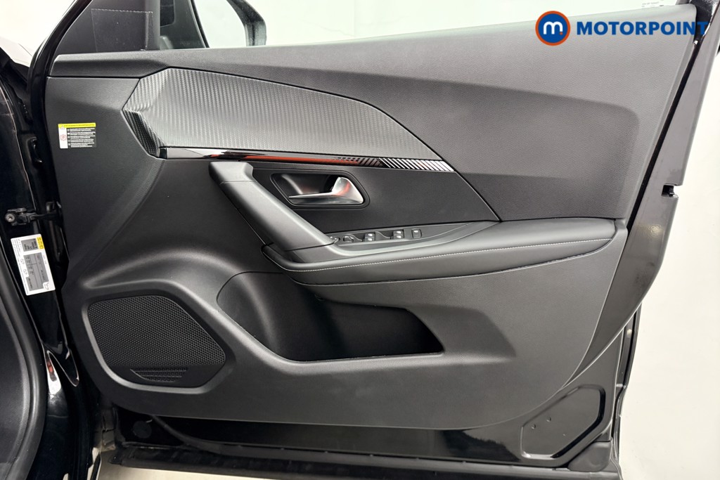 Peugeot 2008 Allure Manual Petrol SUV - Stock Number (1624976) - 15th supplementary image