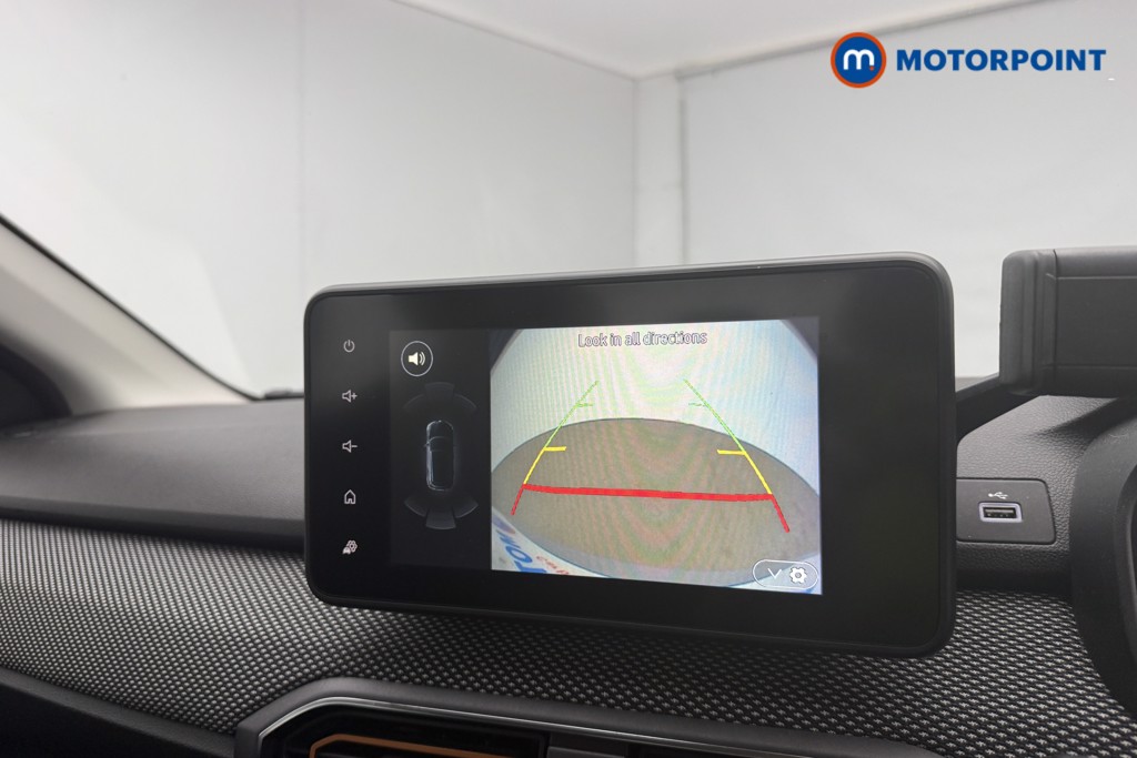 Dacia Sandero Stepway Prestige Manual Petrol Hatchback - Stock Number (1625235) - 12th supplementary image