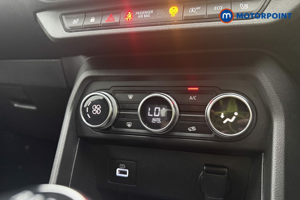 Dacia Sandero Stepway Prestige Manual Petrol Hatchback - Stock Number (1625235) - 13th supplementary image