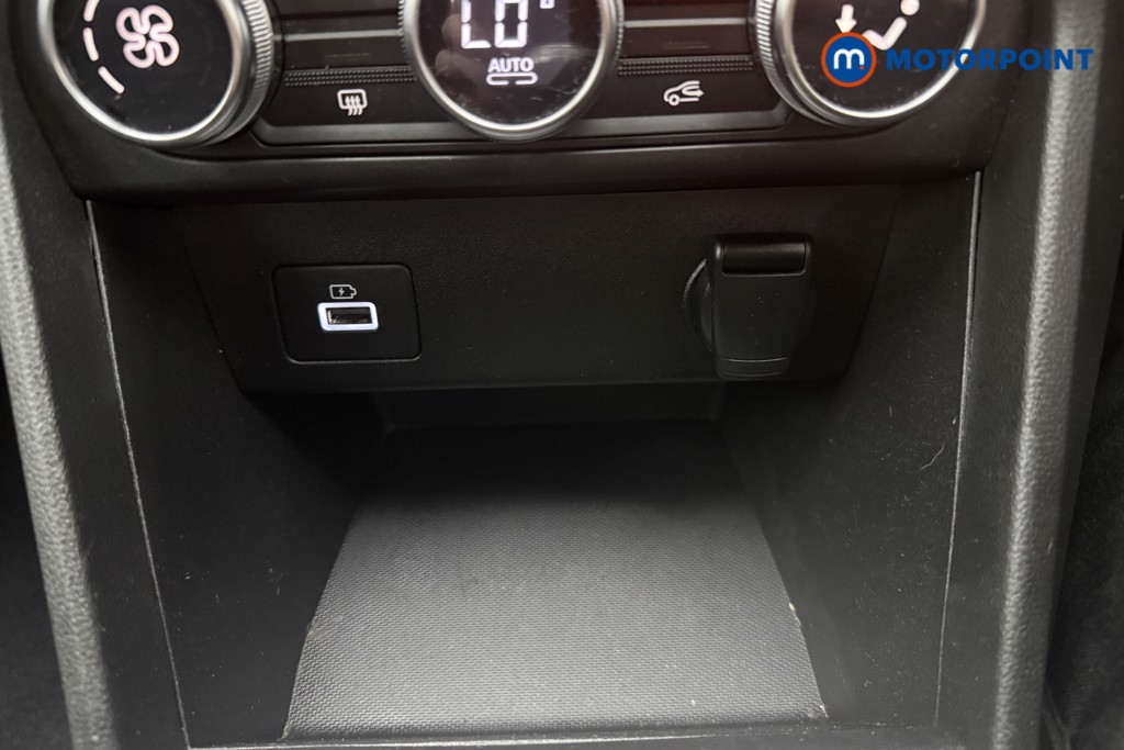 Dacia Sandero Stepway Prestige Manual Petrol Hatchback - Stock Number (1625235) - 14th supplementary image